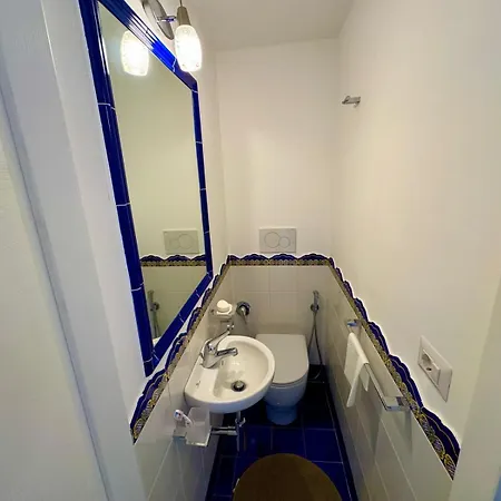 Carmelina Center * Amalfi