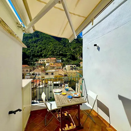 Carmelina Center Appartement *