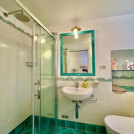 Carmelina Center Appartement *